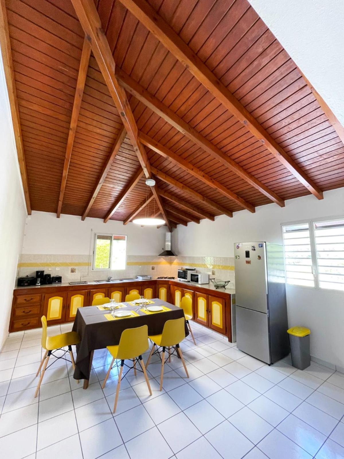La Villa Ixora, Magnifique Villa Avec Piscine Les Abymes Exterior foto